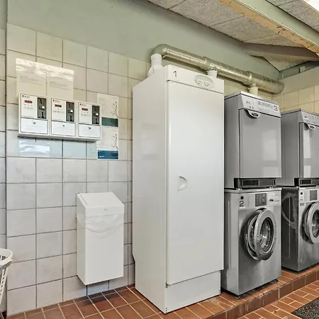 1 Bedroom Gorgeous In Hampen