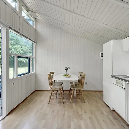 1 Bedroom Gorgeous In Feriehus