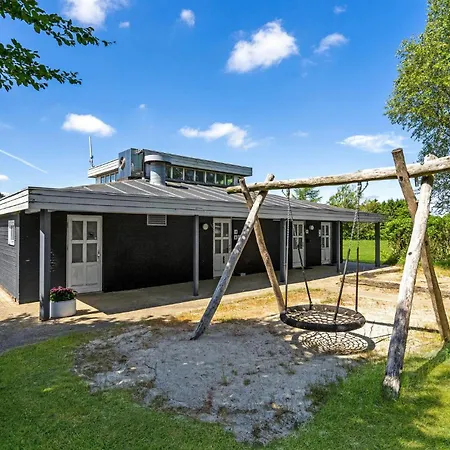 1 Bedroom Gorgeous In